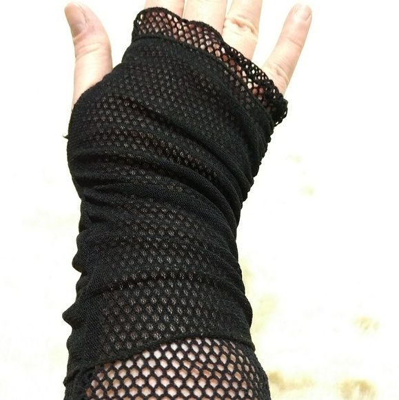 Accessories - Final Clearance! Fingerless Gloves with Fishnet Accessories - Final Clearance! Fingerless Gloves with Fishnet